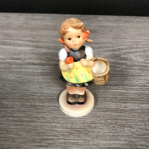 Goebel Hummel Der Erste Einkauf Sister